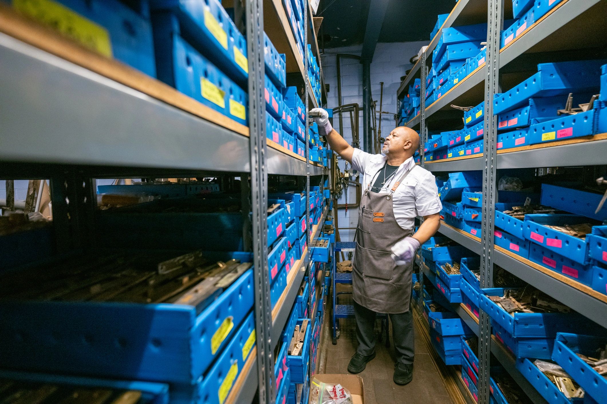 Modern logistics facility technician support in Coppell 75099